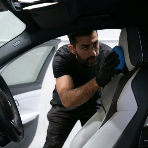 fine-automotive-detailing-diTehTl5O-c-unsplash fine-automotive-detailing-diTehTl5O-c-unsplash